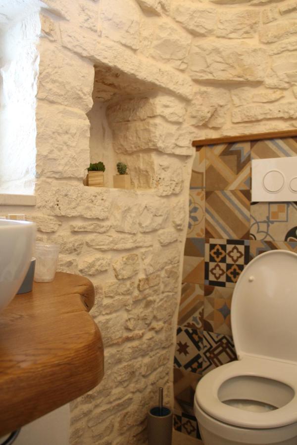 Trullo Monte Santo 50 Bed & Breakfast Alberobello Exterior photo